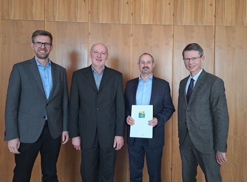 Erneute Verleihung der Urkunde am Umwelt- und Klimapakt Bayern an Fresenius Medical Care