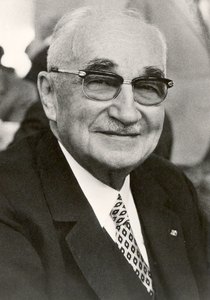 Schäfer Dr.h.c. Georg (1896-1975)